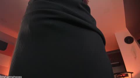 Snapshot of hannah_xoxo_ chatting on February 2025 11:31:01 PM Hannah online show from February 2025 11:31:01 PM