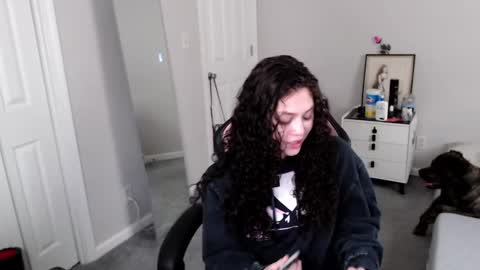 Snapshot of hannahbreeze chatting on February 2025 05:52:02 PM Hannah Breeze online show from February 2025 05:52:02 PM