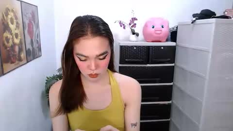 Snapshot of hannahforyou chatting on April 2026 01:45:01 AM HANNAH online show from April 2026 01:45:01 AM