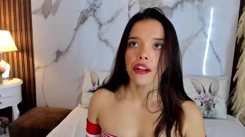 Hannahill69 online show from February 2025 04:47:01 AM