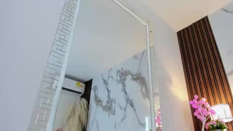 Hannahill69 online show from March 2025 08:30:01 AM