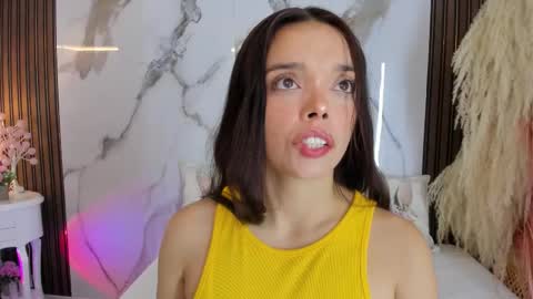 Hannahill69 online show from September 2025 04:47:01 AM