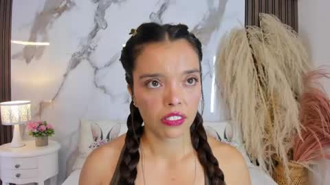 Hannahill69 online show from June 2026 05:09:02 AM
