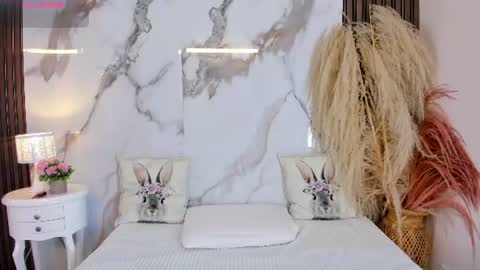 Hannahill69 online show from June 2026 05:06:02 AM