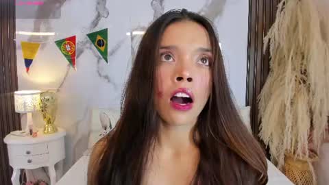 Hannahill69 online show from July 2026 04:47:01 AM