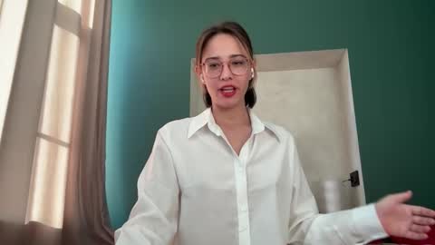 Snapshot of hannahinto chatting on March 2026 12:52:01 PM hannahinto online show from March 2026 12:52:01 PM