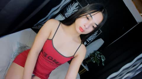 Snapshot of hannahriches chatting on February 2025 01:11:01 AM Hannah online show from February 2025 01:11:01 AM