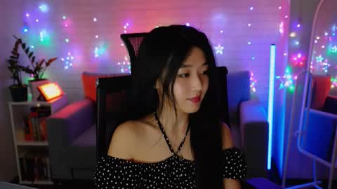 hannarosie online show from December 2025 06:35:02 PM