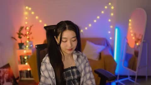 hannarosie online show from May 2026 06:38:01 PM