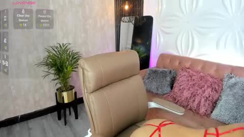 Hanna online show from February 2026 09:34:01 PM