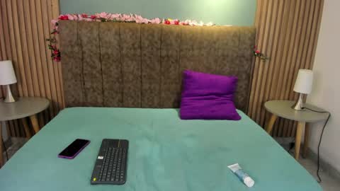 hannawen_ online show from May 2026 07:54:01 PM