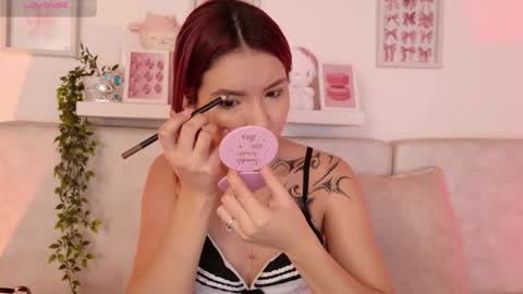 Snapshot of hanni_dulce chatting on April 2026 12:28:02 PM Yumii online show from April 2026 12:28:02 PM