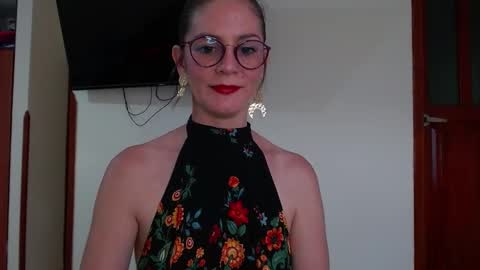 hanny_333 online show from December 2024 08:55:02 PM