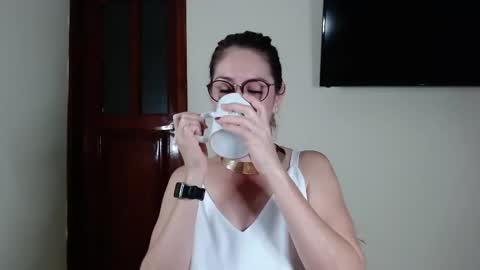 hanny_333 online show from January 2025 09:28:02 AM