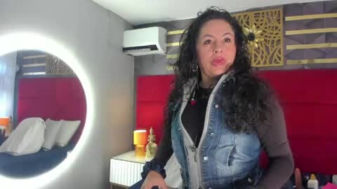 Hanny  online show from April 2026 11:42:02 AM