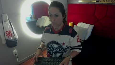 Hanny  online show from June 2026 11:41:02 AM
