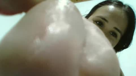 hanny online show from December 2025 02:18:01 AM