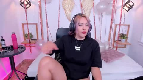 Snapshot of hannybelle__ chatting on November 2025 04:17:02 PM Hanny online show from November 2025 04:17:02 PM