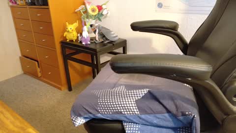 charly online show from February 2025 07:04:02 AM