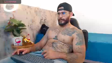 Snapshot of hanz_col chatting on September 2025 01:45:01 PM hanz_col online show from September 2025 01:45:01 PM