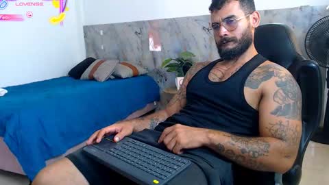 Snapshot of hanz_col chatting on November 2025 05:56:02 PM hanz_col online show from November 2025 05:56:02 PM