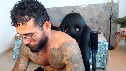 Snapshot of hanz_col chatting on November 2025 03:34:01 AM hanz_col online show from November 2025 03:34:01 AM