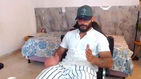 Snapshot of hanz_col chatting on November 2025 03:12:02 PM hanz_col online show from November 2025 03:12:02 PM