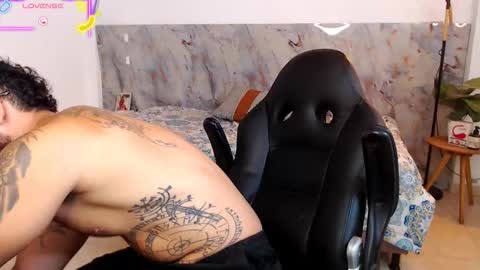 Snapshot of hanz_col chatting on December 2025 11:48:01 AM hanz_col online show from December 2025 11:48:01 AM