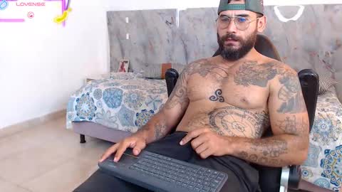 Snapshot of hanz_col chatting on December 2025 07:11:02 PM hanz_col online show from December 2025 07:11:02 PM