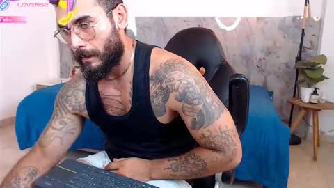 Snapshot of hanz_col chatting on December 2025 04:44:01 PM hanz_col online show from December 2025 04:44:01 PM