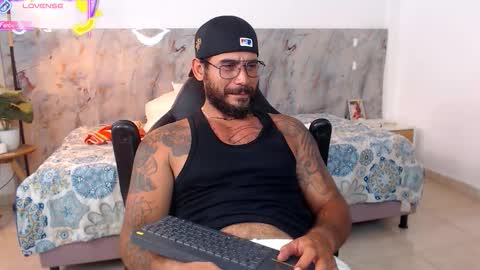 Snapshot of hanz_col chatting on January 2026 03:01:02 AM hanz_col online show from January 2026 03:01:02 AM