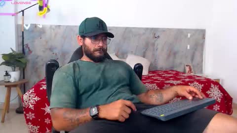 Snapshot of hanz_col chatting on February 2026 11:08:02 PM hanz_col online show from February 2026 11:08:02 PM