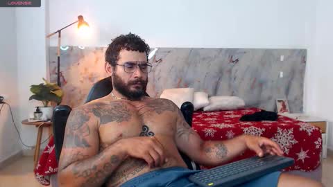 Snapshot of hanz_col chatting on February 2026 11:53:02 PM hanz_col online show from February 2026 11:53:02 PM