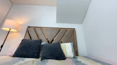 Snapshot of hanz_watson chatting on February 2026 05:00:02 PM hanz online show from February 2026 05:00:02 PM