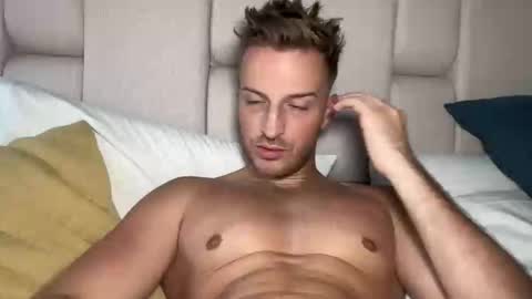 hanzlagerfelt online show from November 2025 10:32:01 PM