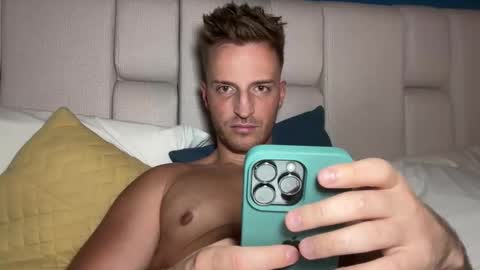 hanzlagerfelt online show from November 2025 11:05:01 PM