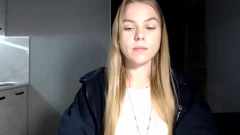 Snapshot of happy_fox_ chatting on December 2025 08:39:01 PM happy_fox_ online show from December 2025 08:39:01 PM