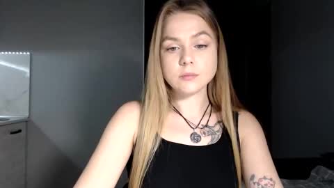 Snapshot of happy_fox_ chatting on March 2026 08:15:02 PM happy_fox_ online show from March 2026 08:15:02 PM