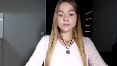 Snapshot of happy_fox_ chatting on March 2026 06:18:02 PM happy_fox_ online show from March 2026 06:18:02 PM