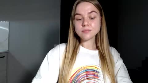 Snapshot of happy_fox_ chatting on March 2026 08:31:01 PM happy_fox_ online show from March 2026 08:31:01 PM