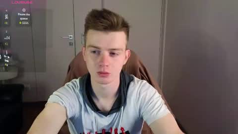 happydeimos online show from June 2026 10:18:02 PM