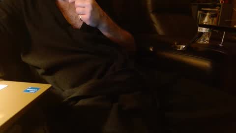 Snapshot of happyhogan1 chatting on December 2024 08:40:02 AM Jhonassmann12 online show from December 2024 08:40:02 AM