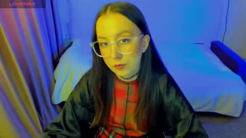 Stephanie online show from May 2026 02:54:01 PM