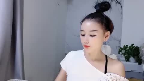 Snapshot of happysweety1688 chatting on October 2025 05:50:02 AM happysweety1688 online show from October 2025 05:50:02 AM