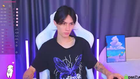 Mark online show from December 2025 12:43:02 PM