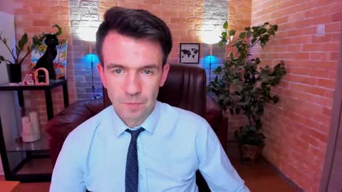 Steve online show from March 2025 03:18:02 PM