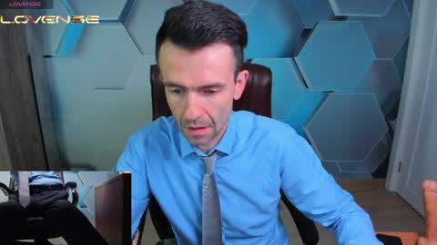 Steve online show from May 2026 10:33:02 AM