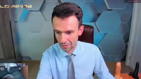 Steve online show from June 2026 04:12:01 PM
