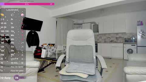 Snapshot of hard_chriss chatting on December 2024 05:25:01 AM Hard Cock online show from December 2024 05:25:01 AM