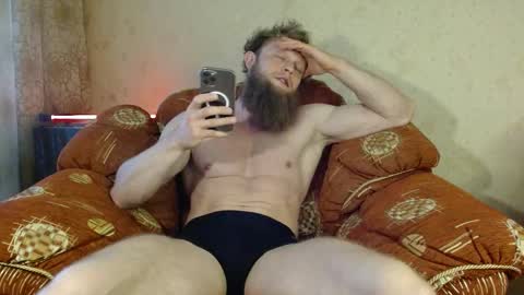 Valentino Hard online show from September 2025 11:58:01 AM